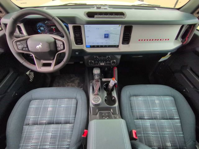 New 2026 Ford Bronco Heritage Edition AWD/4WD image 13