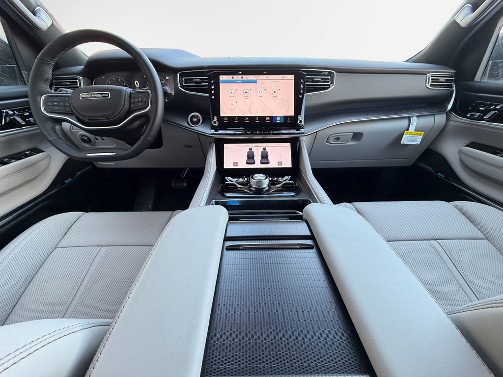 New 2026 Jeep Grand Wagoneer Summit image 31