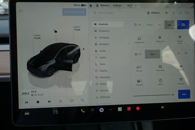 Used 2025 Tesla Model Y Long Range image 22