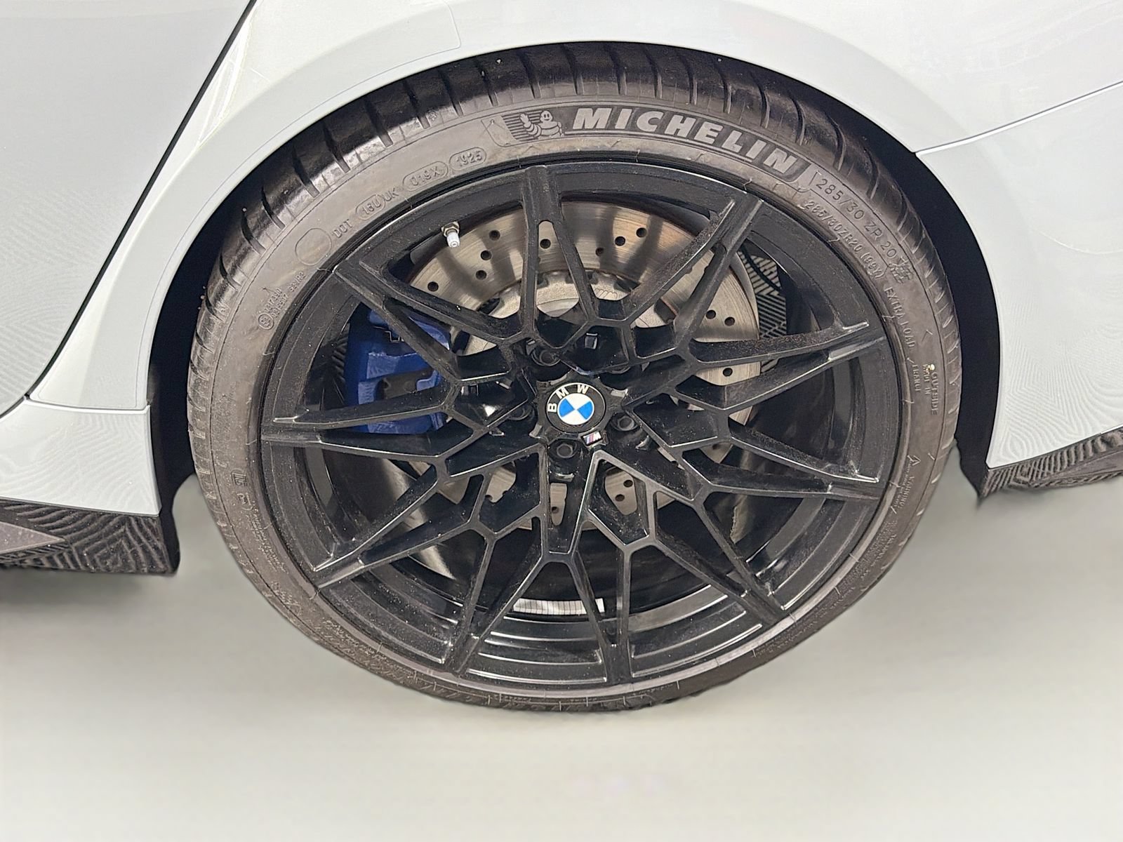 Used 2025 BMW M3 w/ Executive Package RWD image 33