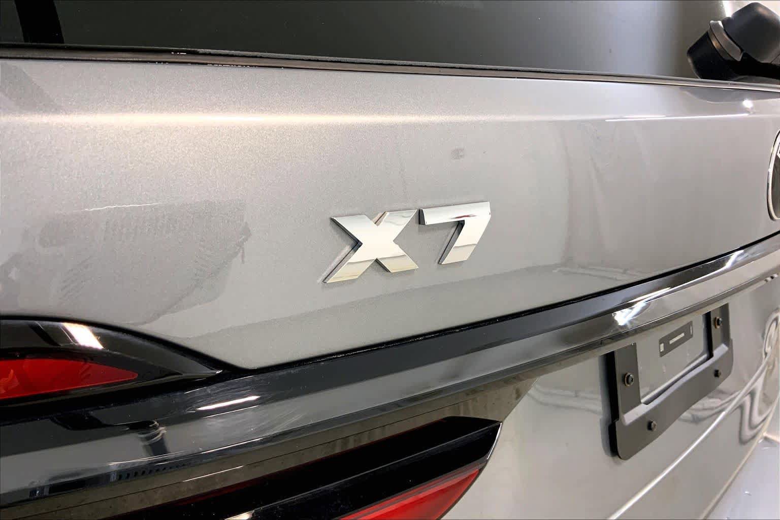 Certified 2025 BMW X7 M60i AWD/4WD image 29