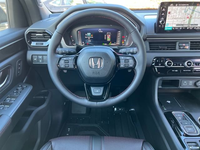 New 2025 Honda Pilot Black Edition image 16