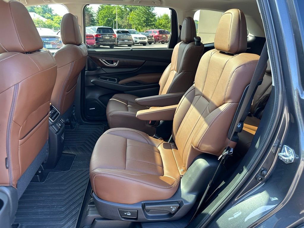 Used 2023 Subaru Ascent Touring AWD/4WD image 11