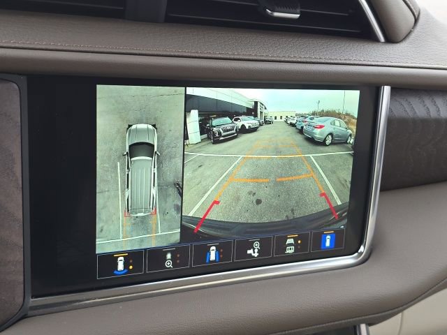 Used 2024 GMC Yukon XL Denali image 17