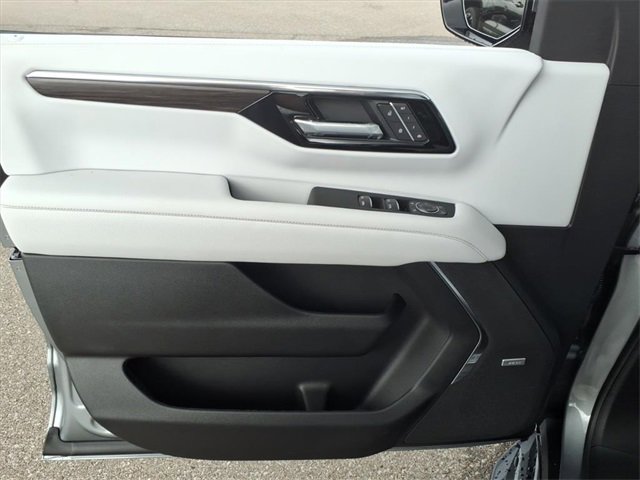 New 2026 Chevrolet Tahoe Premier image 9