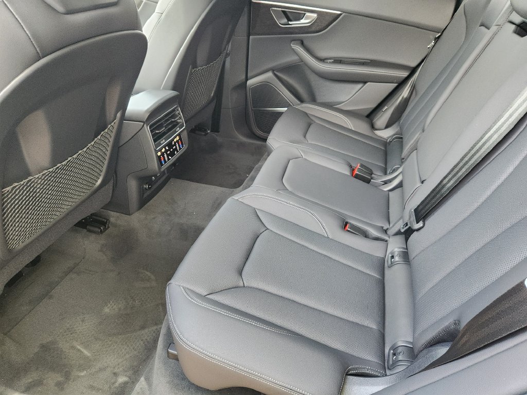 New 2027 Audi Q8 Premium Plus AWD/4WD image 35