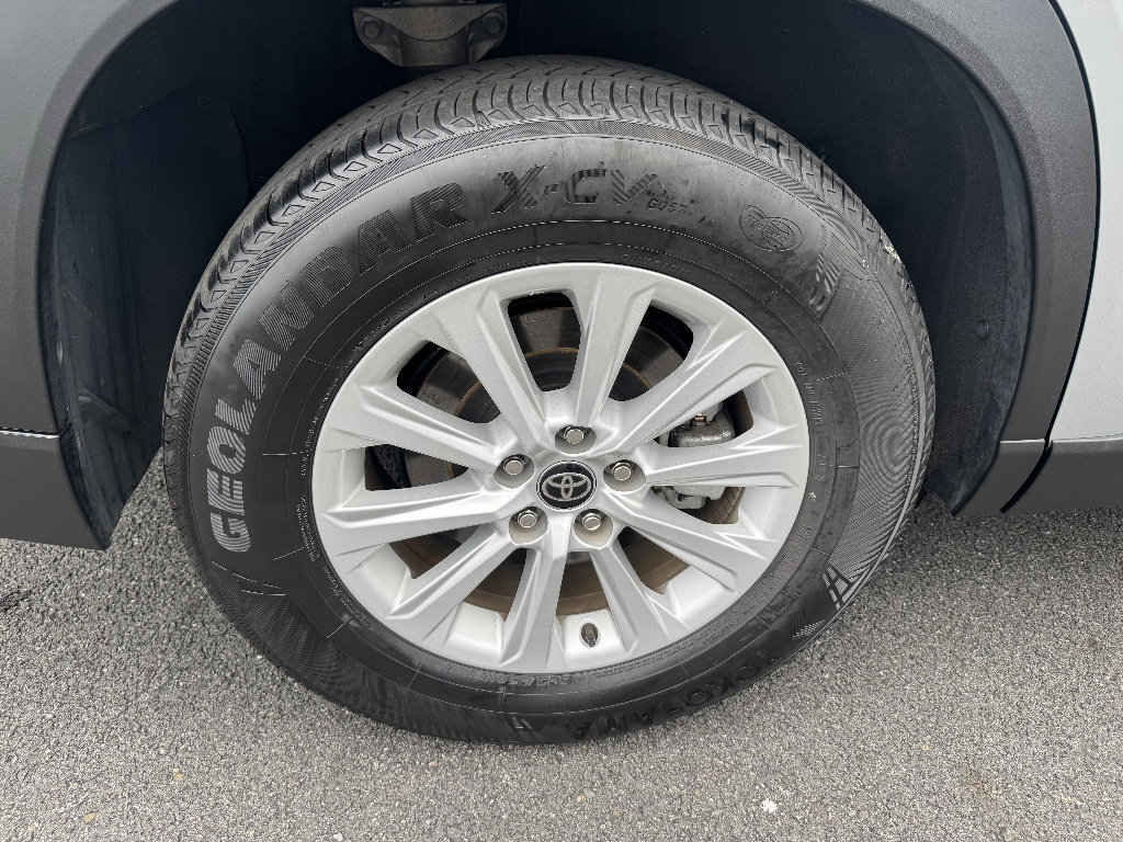 Used 2024 Toyota Grand Highlander XLE image 24