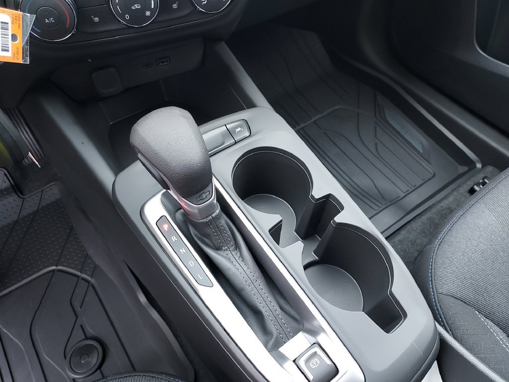 New 2026 Chevrolet Trax LS w/ LS Convenience Package FWD image 24