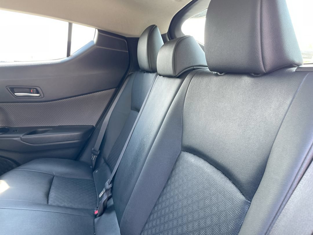 Certified 2021 Toyota C-HR Limited FWD image 9