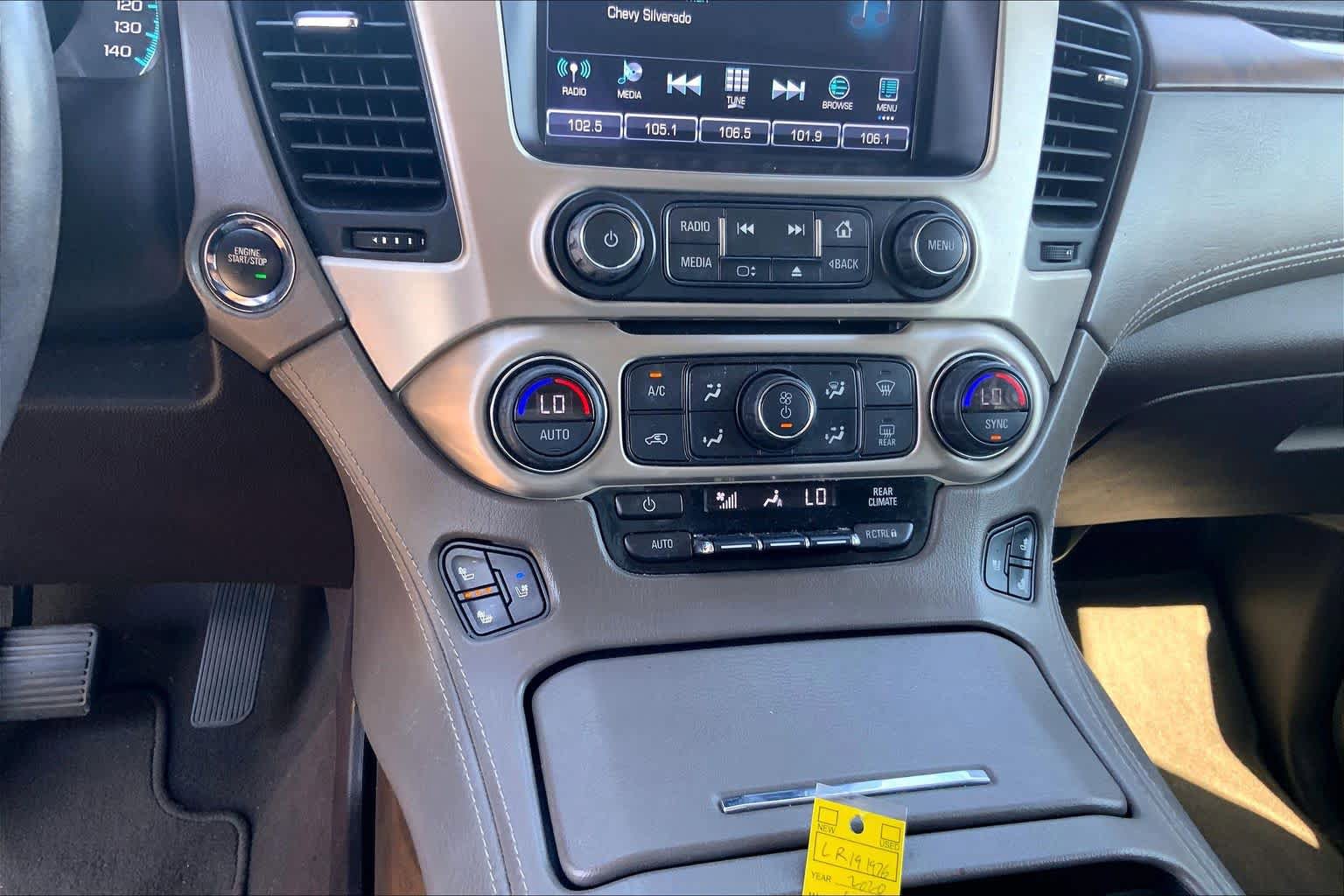 Used 2020 GMC Yukon Denali w/ Denali Premium Package AWD/4WD image 31