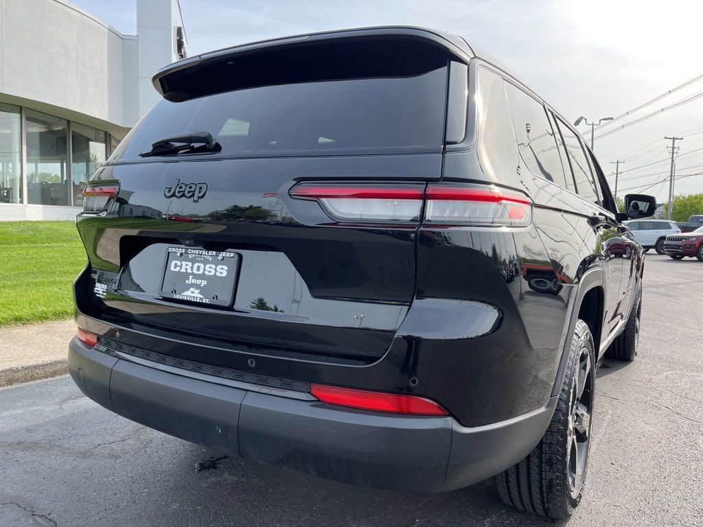 Used 2022 Jeep Grand Cherokee L Laredo image 56