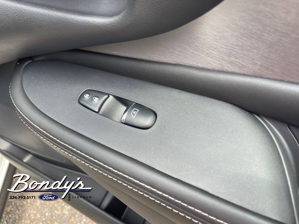 Used 2024 Nissan Murano SL image 19