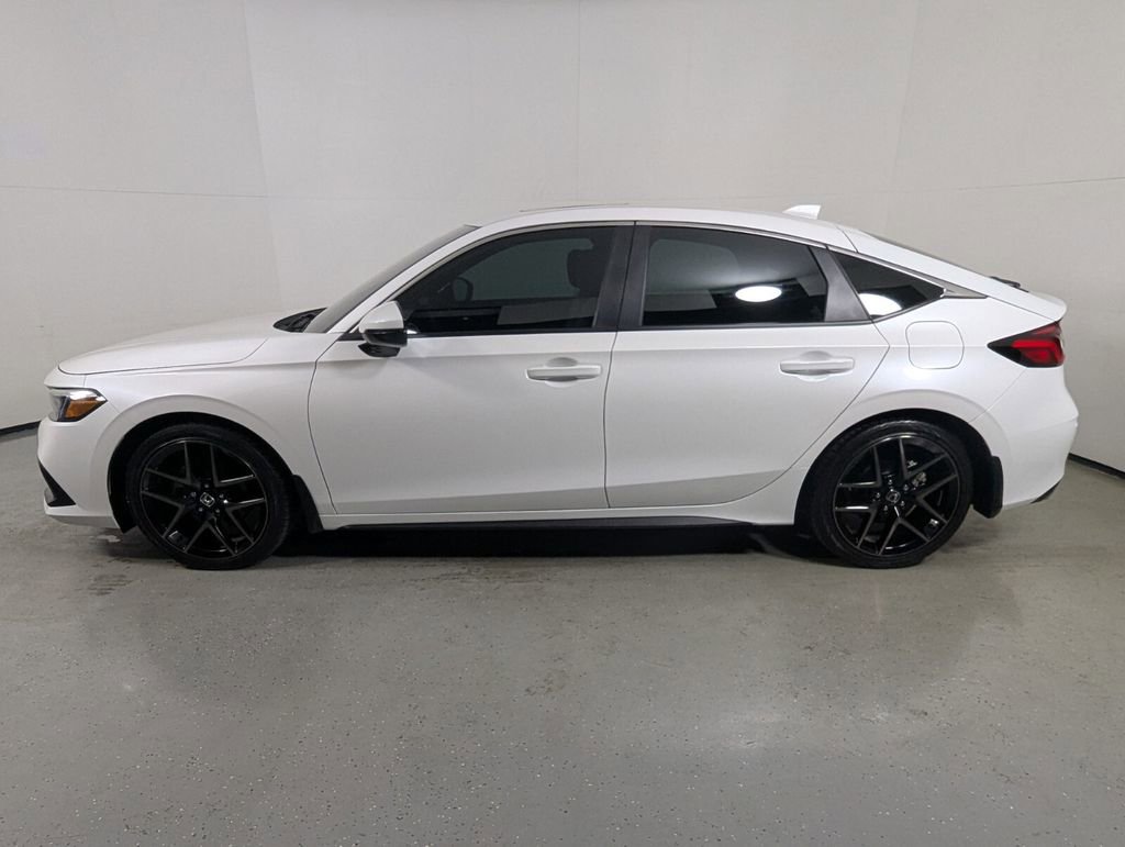 Used 2024 Honda Civic Sport Touring image 4