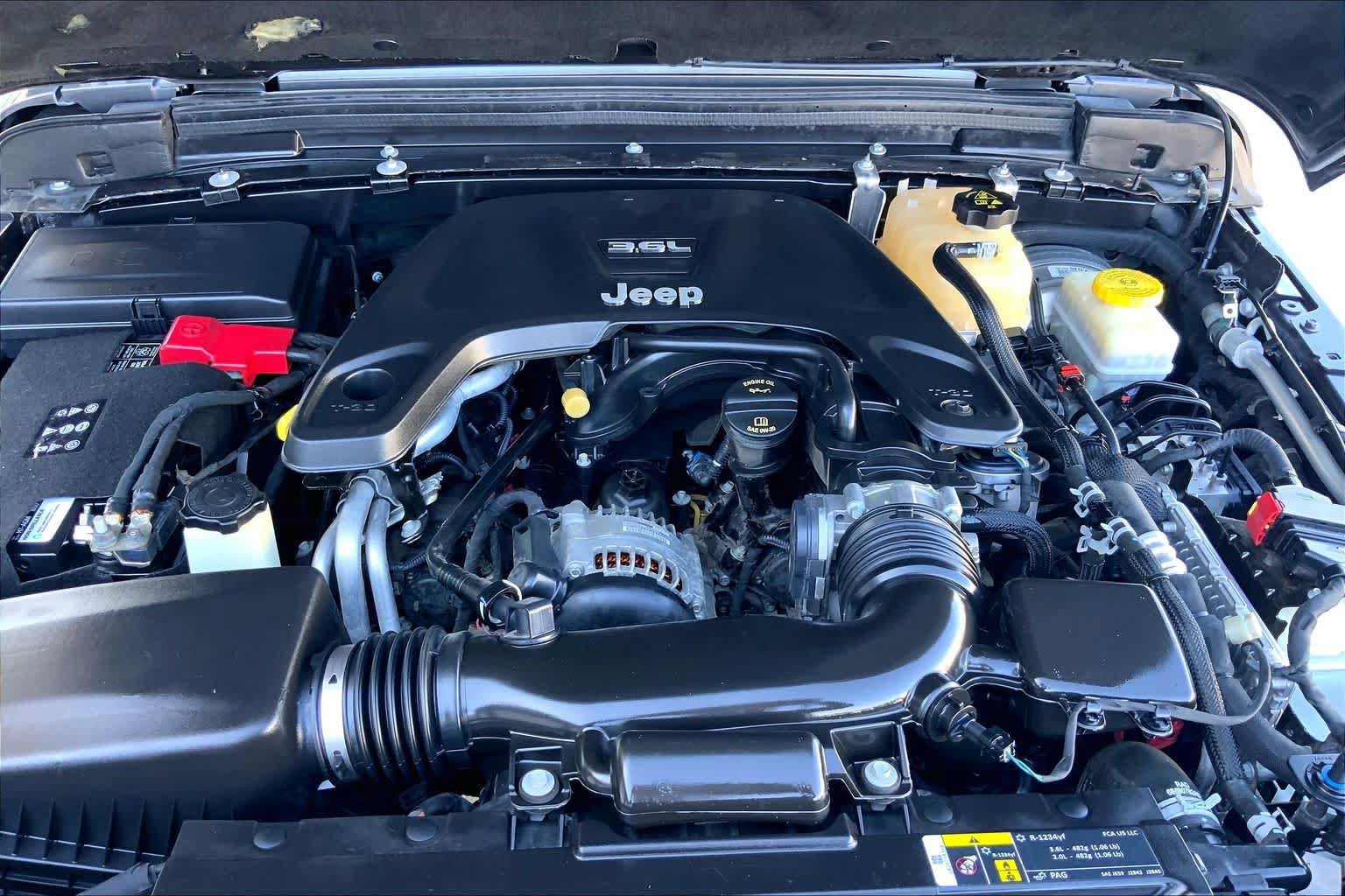 Used 2019 Jeep Wrangler Unlimited Sport S AWD/4WD image 38