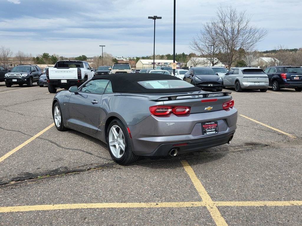 Used 2020 Chevrolet Camaro LT RWD image 6