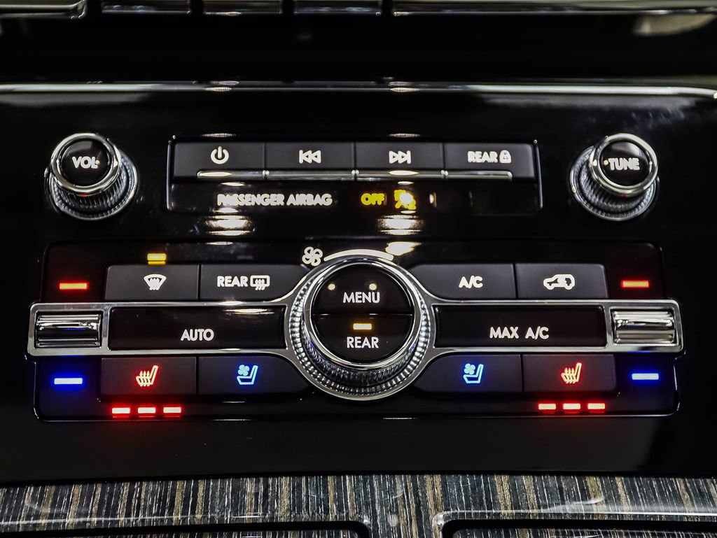 Used 2021 Lincoln Navigator Black Label image 15
