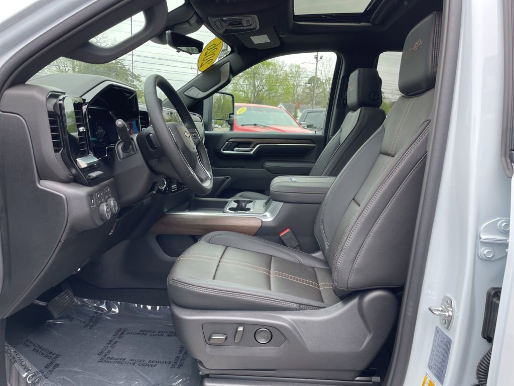 New 2026 Chevrolet Silverado 2500 High Country w/ High Country Premium Package image 4