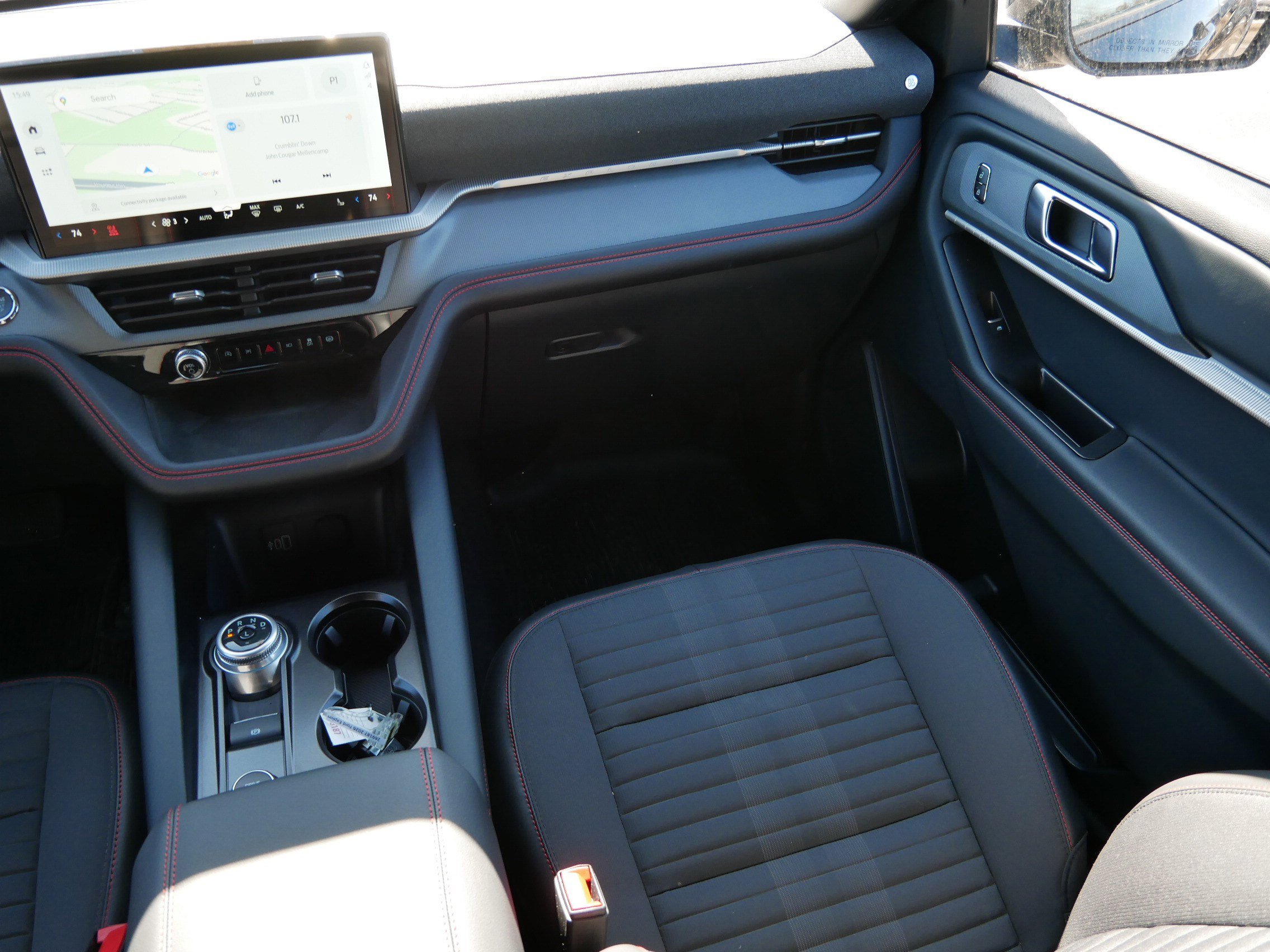 Used 2026 Ford Explorer ST-Line w/ ST-Line Street Pack image 11