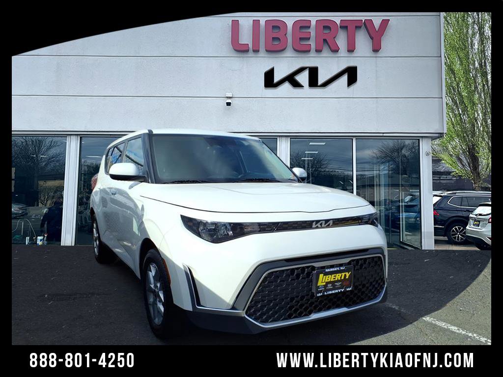 Certified 2023 Kia Soul LX w/ LX Technology Package