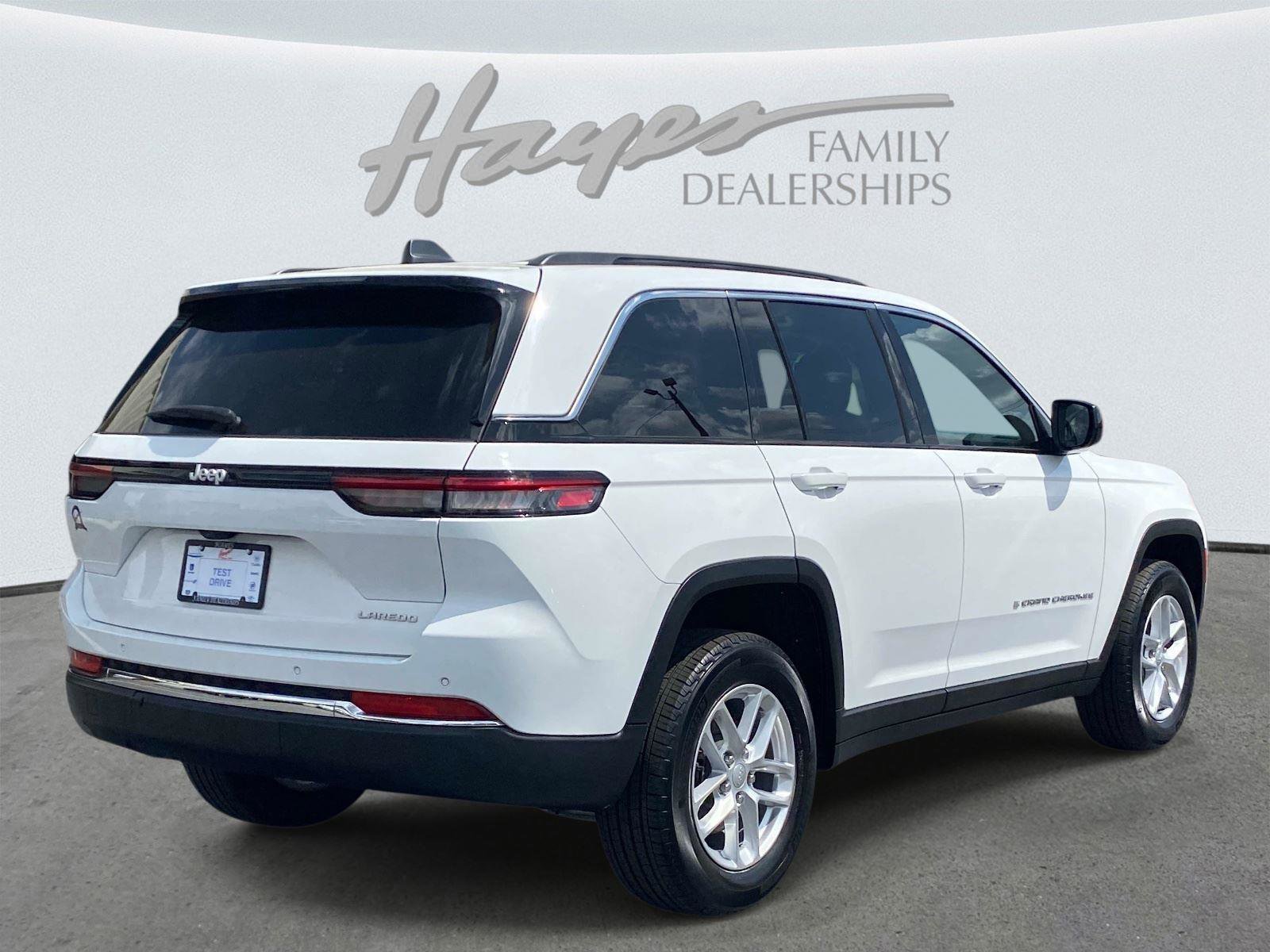 Certified 2024 Jeep Grand Cherokee Laredo X w/ Luxury Tech Group I video 3