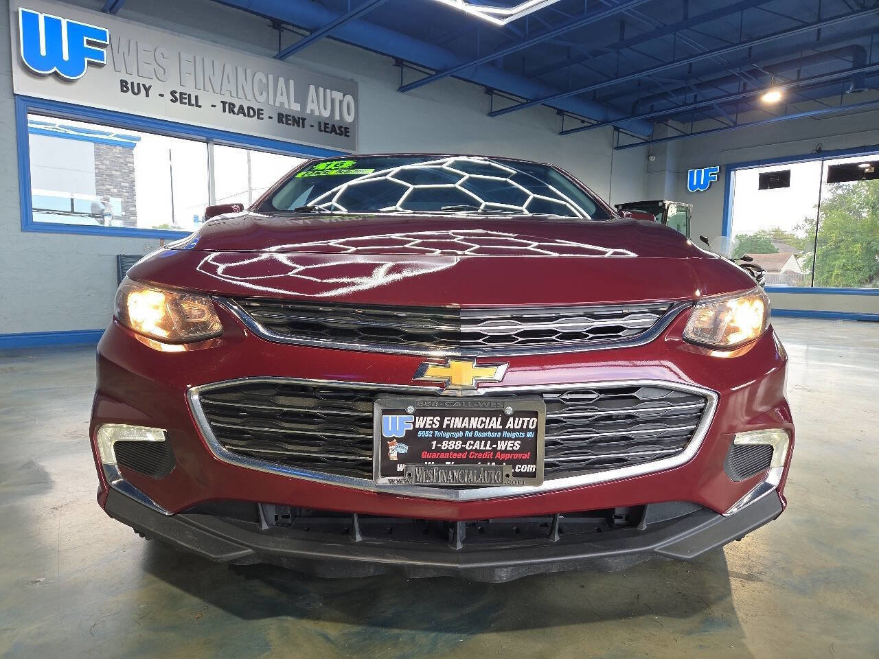 Used 2016 Chevrolet Malibu LT image 2