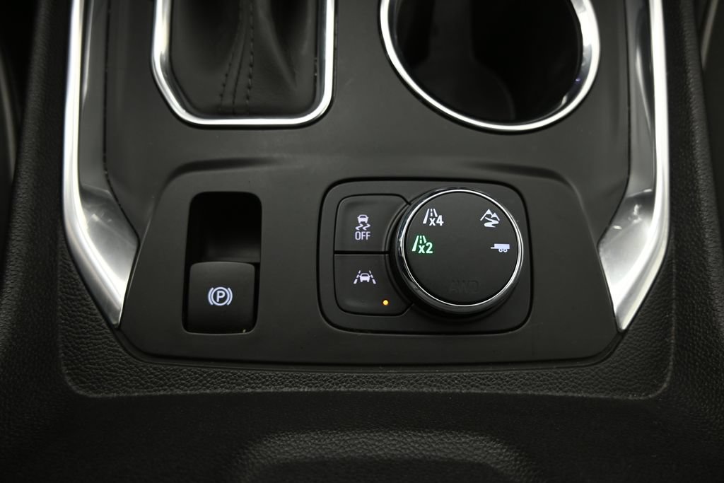 Used 2021 Chevrolet Traverse High Country AWD/4WD image 36