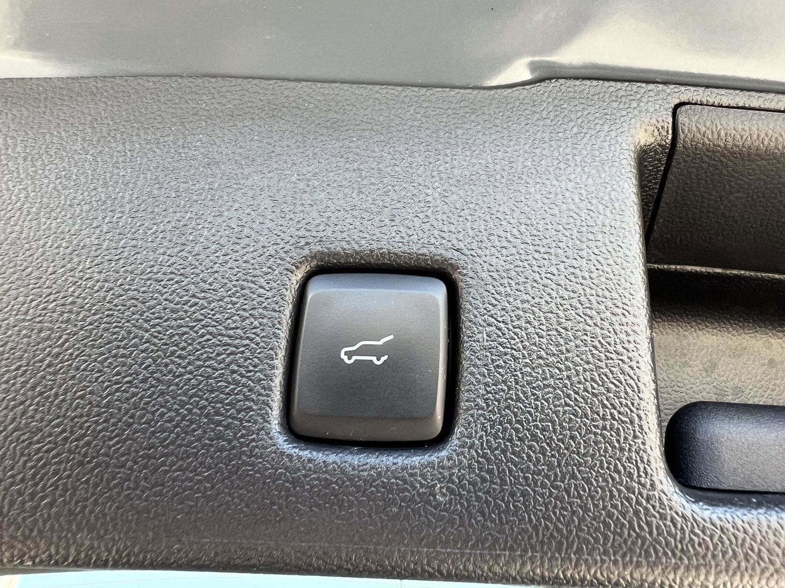 Used 2023 Ford Escape Active w/ Tech Pack #2 AWD/4WD image 47
