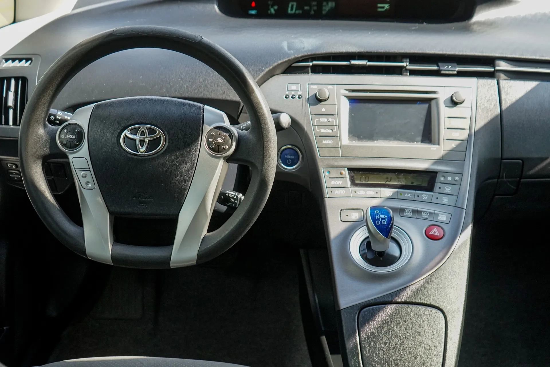 Used 2015 Toyota Prius Two image 40
