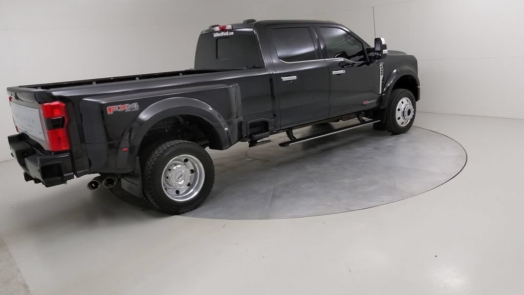 Certified 2024 Ford F450 Platinum w/ FX4 Off-Road Package AWD/4WD image 14