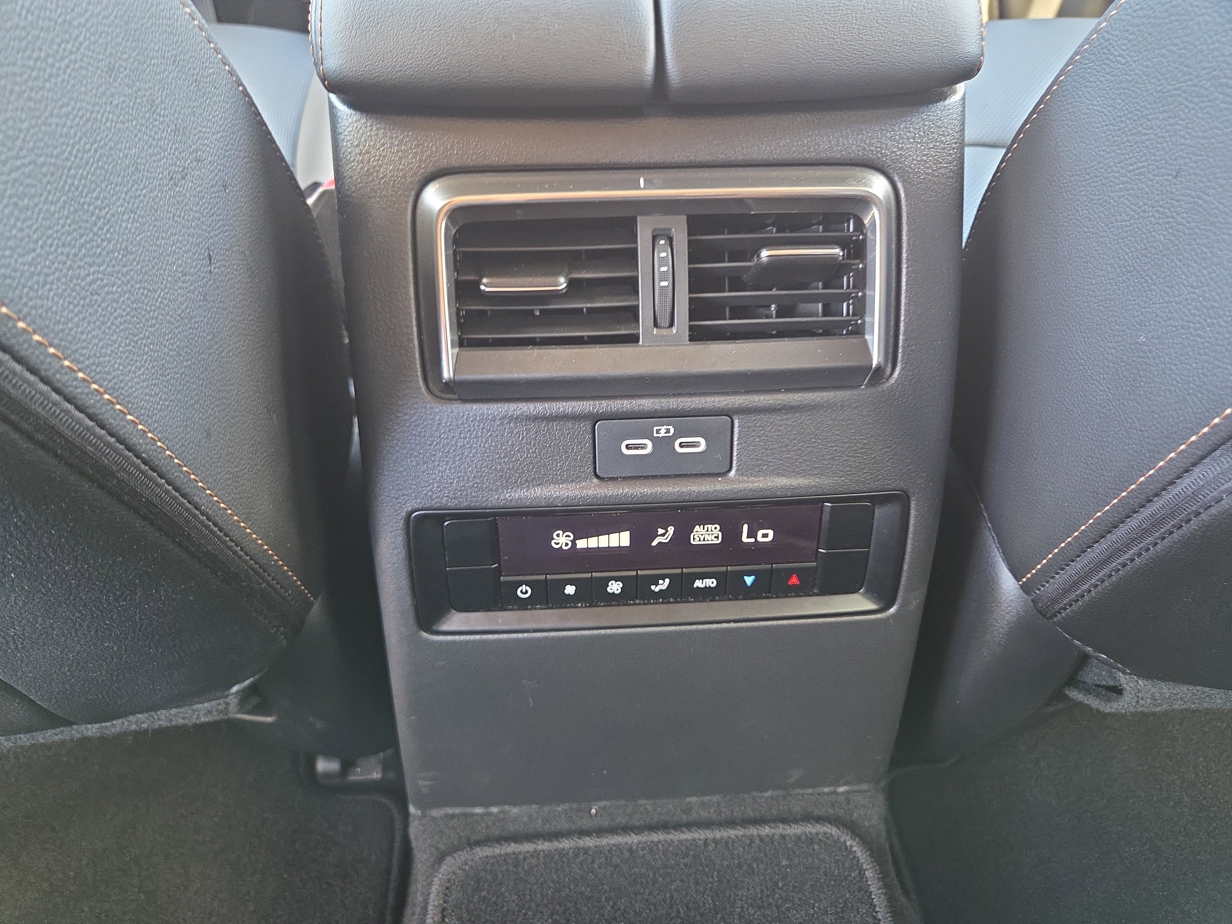 Used 2024 MAZDA CX-90 Plug-In Hybrid w/ Premium Pkg image 20