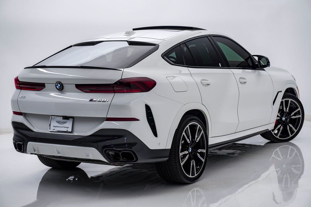 Used 2024 BMW X6 M60i AWD/4WD image 11