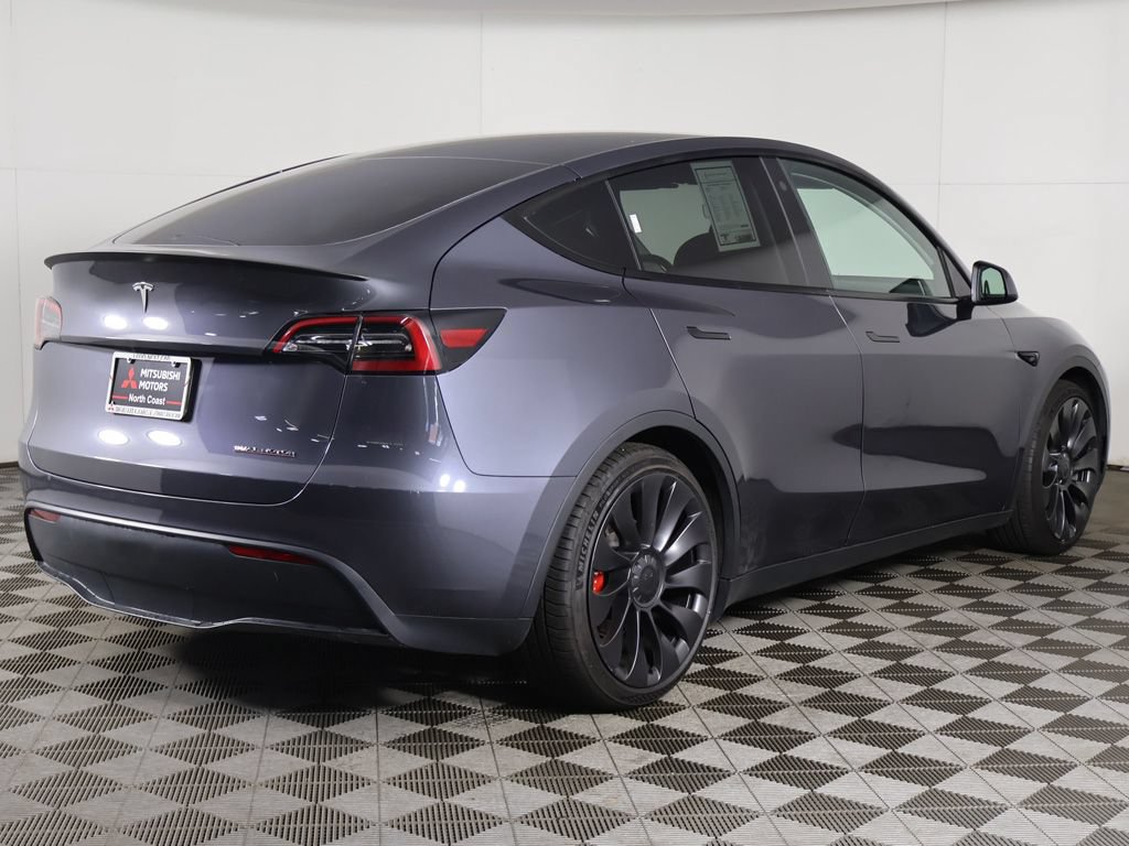 Used 2023 Tesla Model Y Performance AWD/4WD image 11