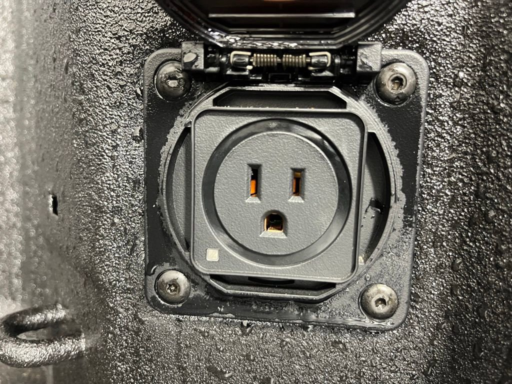 New 2026 Chevrolet Silverado 1500 LTZ w/ LTZ Premium Package image 8