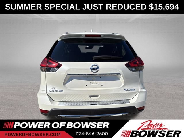 Used 2017 Nissan Rogue SL w/ SL Premium Package AWD/4WD image 4