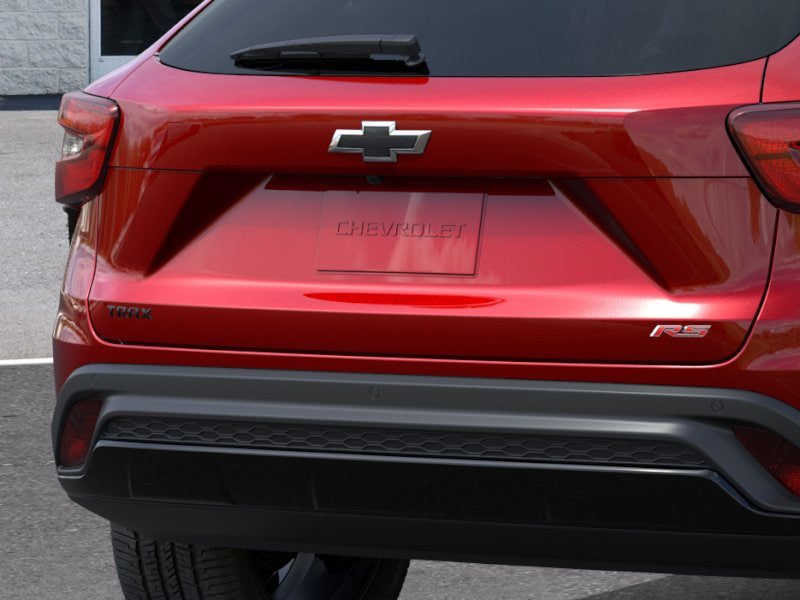 New 2026 Chevrolet Trax RS w/ Sunroof Package FWD image 14