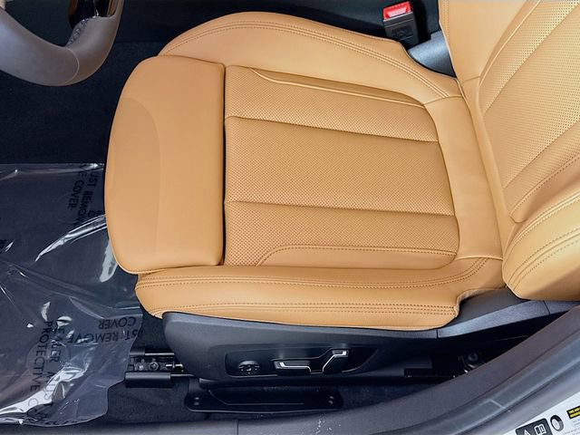 Used 2026 BMW 330i xDrive Sedan w/ Convenience Package image 19