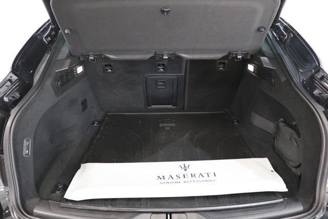 Certified 2022 Maserati Levante Modena AWD/4WD image 35