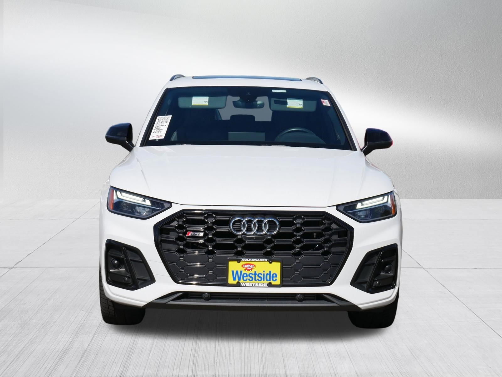 Used 2023 Audi SQ5 Premium Plus w/ Premium Plus Package AWD/4WD image 2