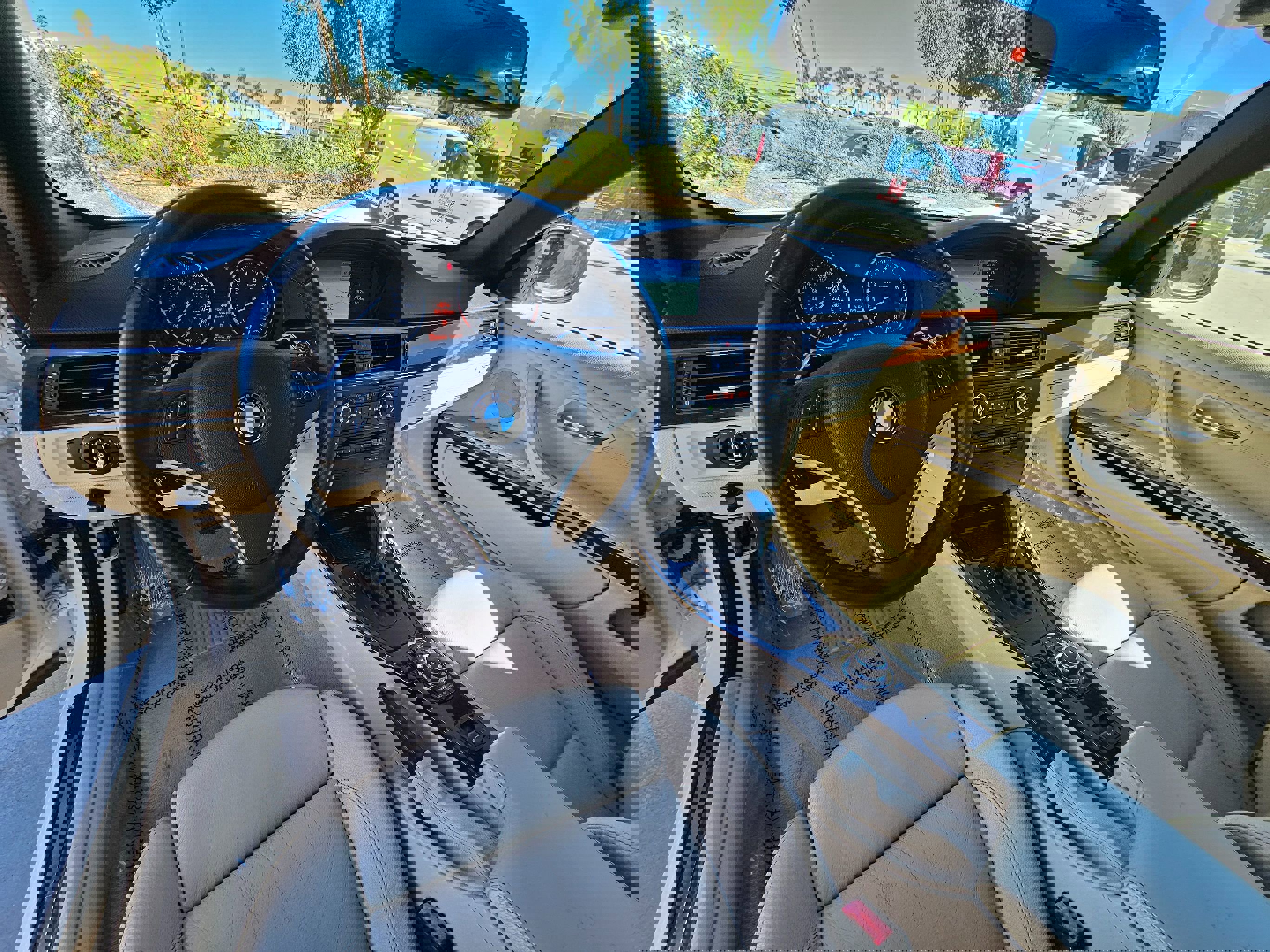 Used 2011 BMW 328i Convertible image 21