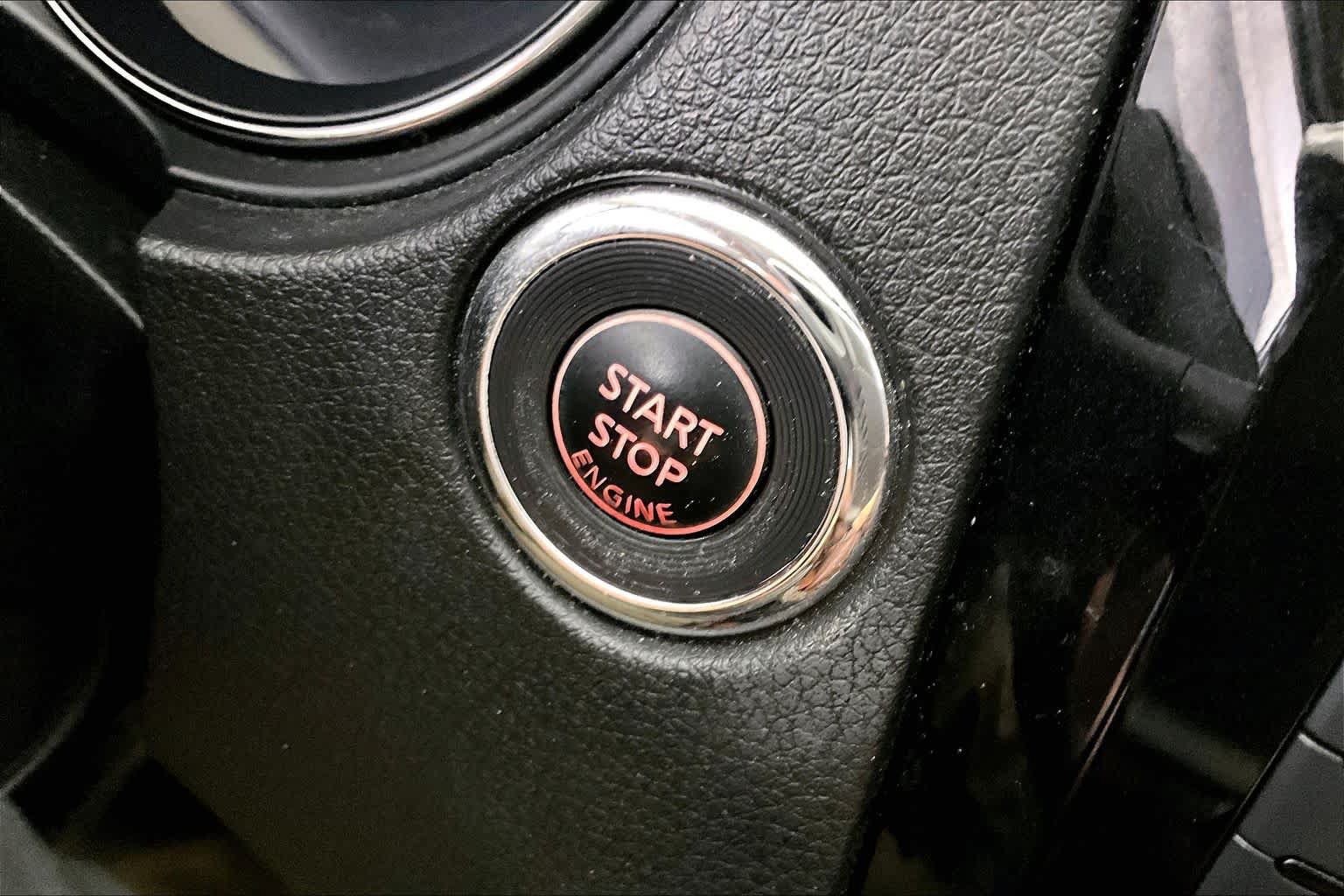 Used 2018 Nissan Rogue SL w/ Premium Package FWD image 31