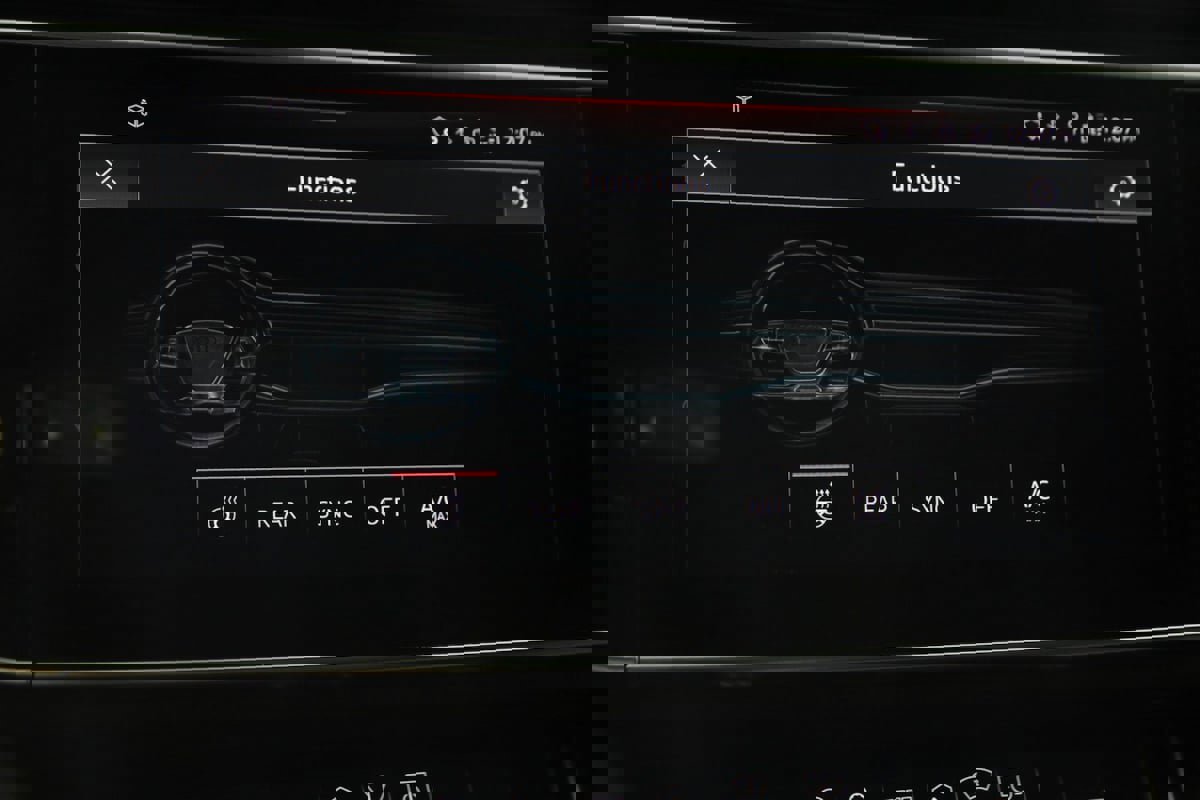 Used 2021 Audi Q8 Prestige w/ Prestige Package image 36