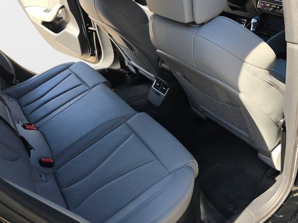 Used 2018 Audi A3 e-tron Premium w/ Sport Package FWD image 13