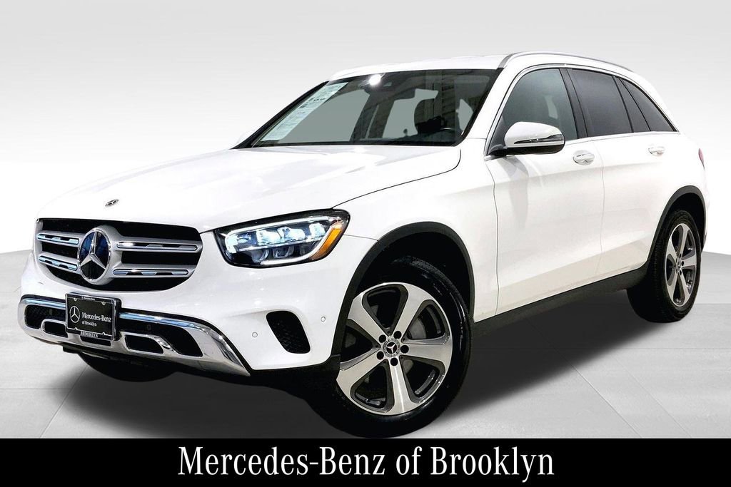 Used 2022 Mercedes-Benz GLC 300 4MATIC image 3