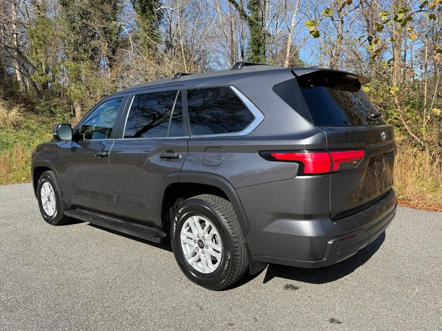 Used 2025 Toyota Sequoia SR5 image 8