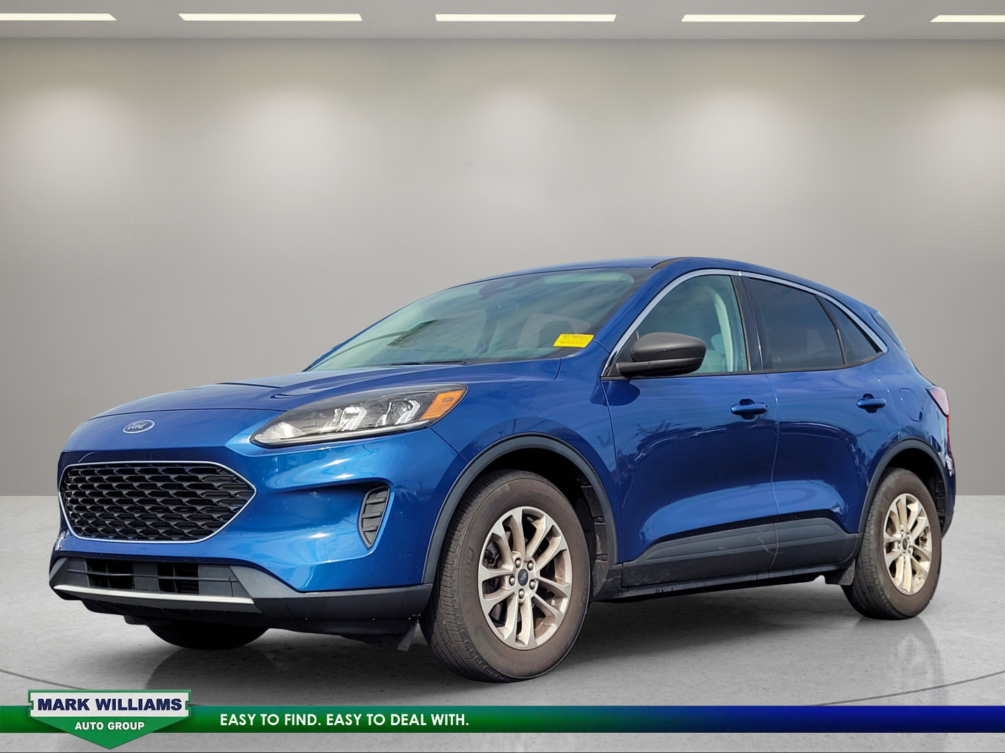 Used 2022 Ford Escape SE w/ Cold Weather Package FWD image 8