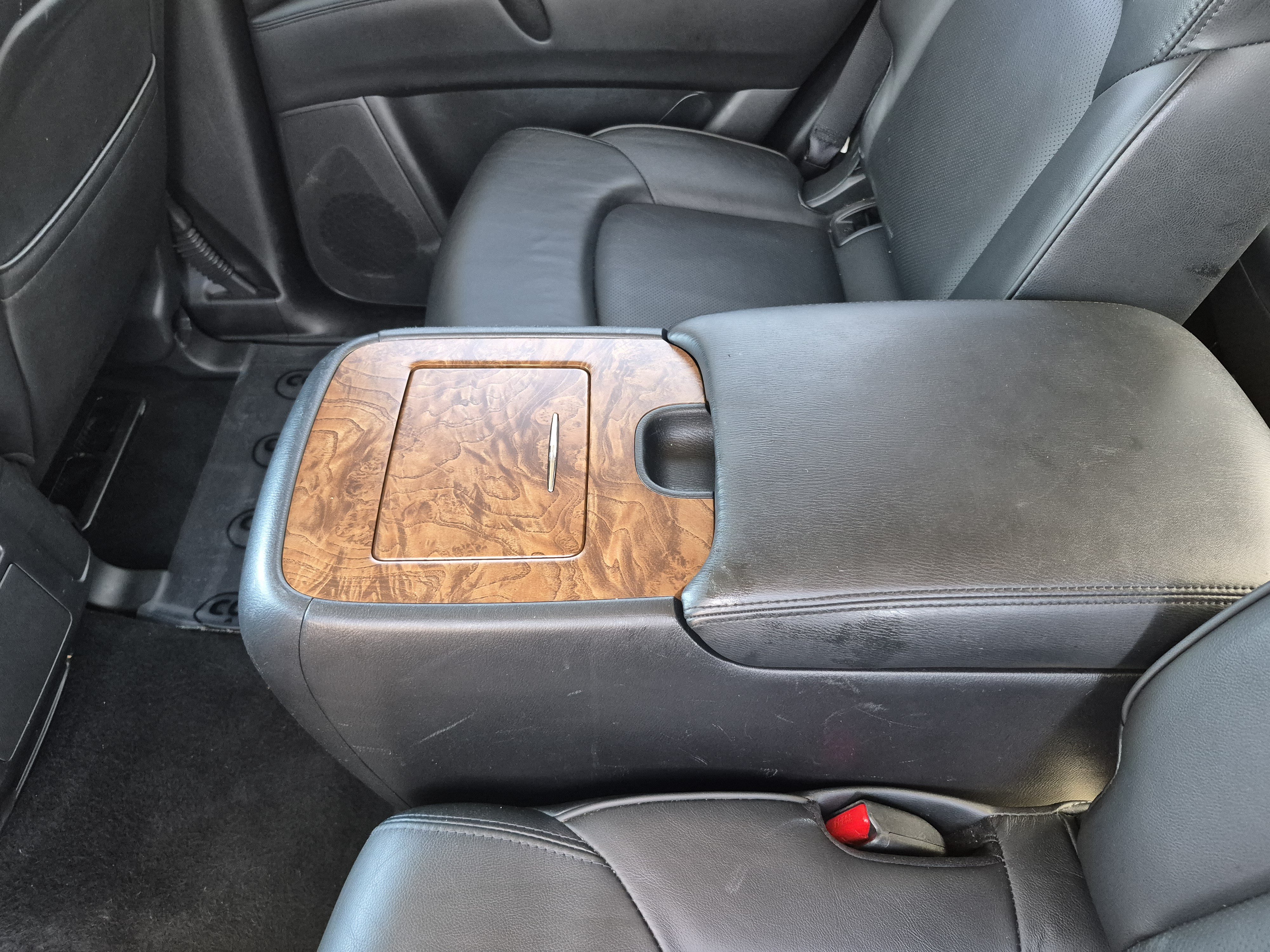 Certified 2024 Nissan Armada SL w/ Captain's Chairs Package RWD image 20
