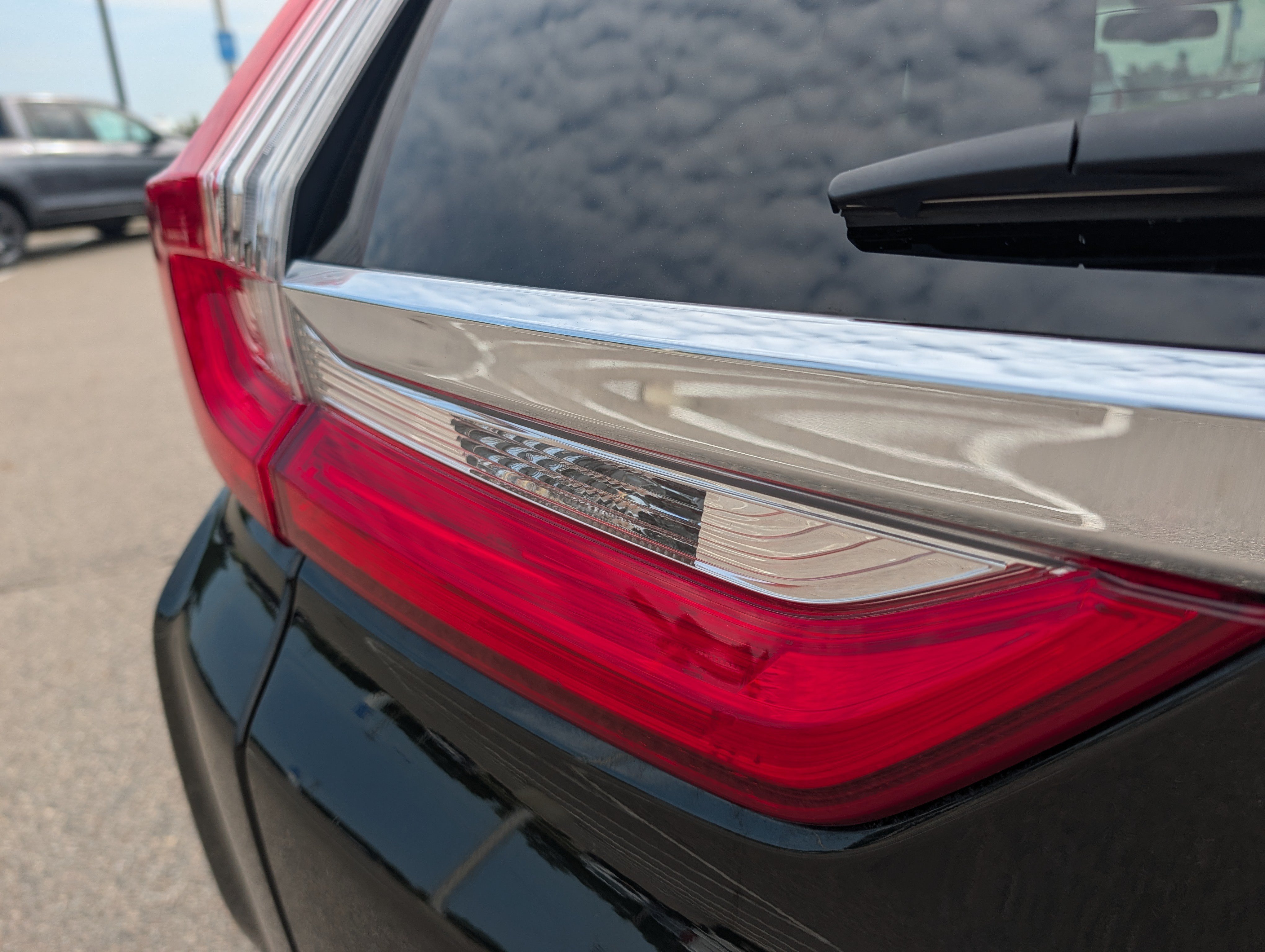 Used 2018 Honda CR-V EX-L image 17
