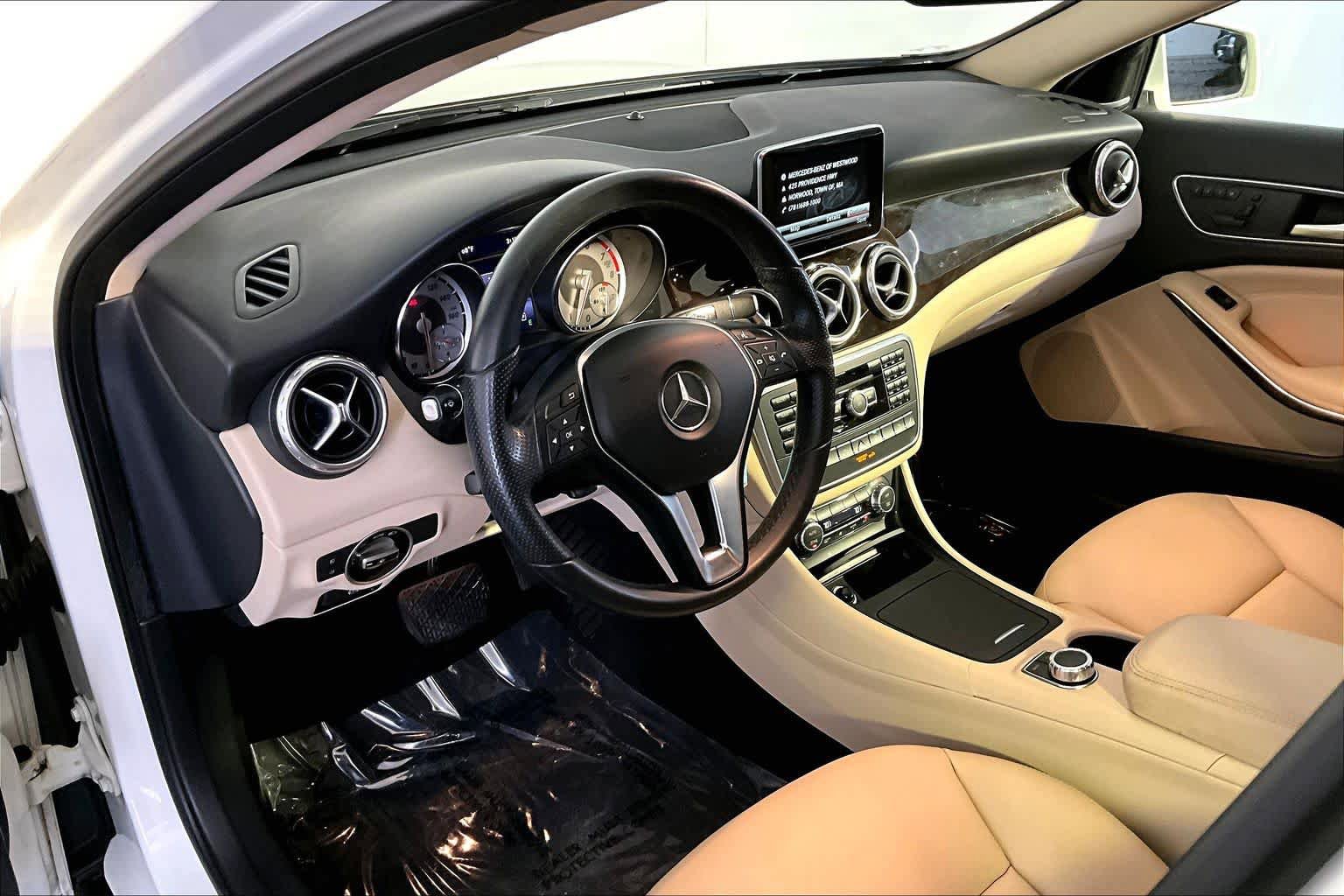 Used 2015 Mercedes-Benz GLA 250 4MATIC image 17