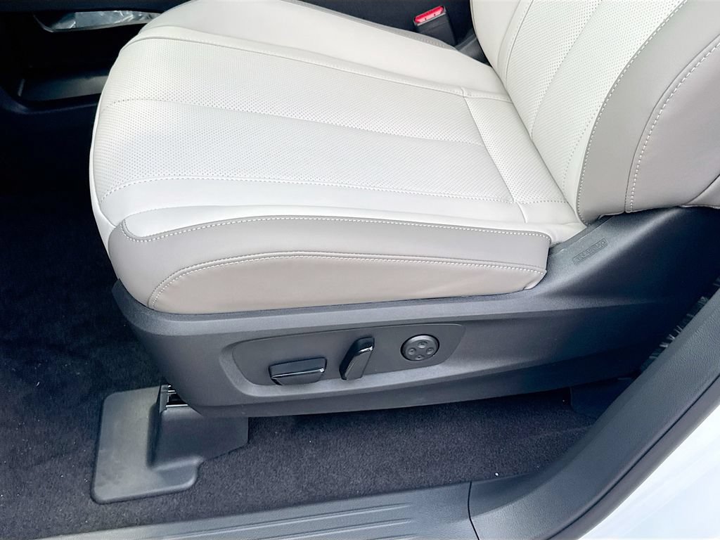 New 2027 INFINITI QX60 Pure w/ Cargo Package FWD image 19