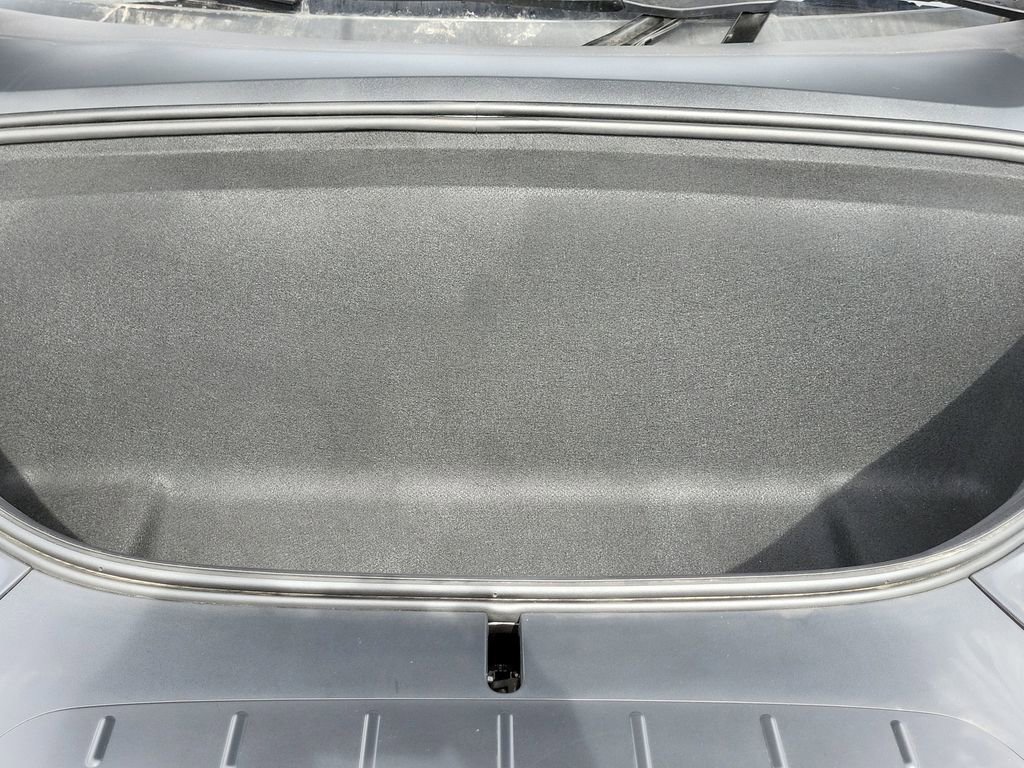Used 2023 Tesla Model X image 16